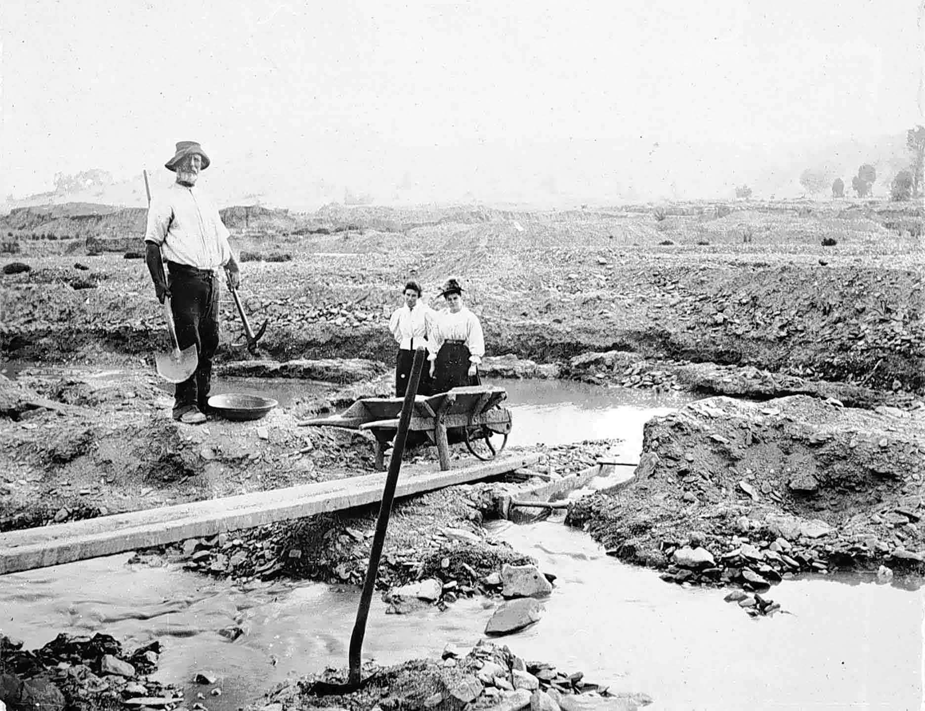 The condition of a Campbells Creek tributary in 1894 – the landscape was devasted by gold mining.