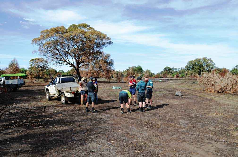 Northern Bendigo Landcare Group volunteers worked with Parks Victoria staff on clean up <br />
after the fire. <br />
<br />
